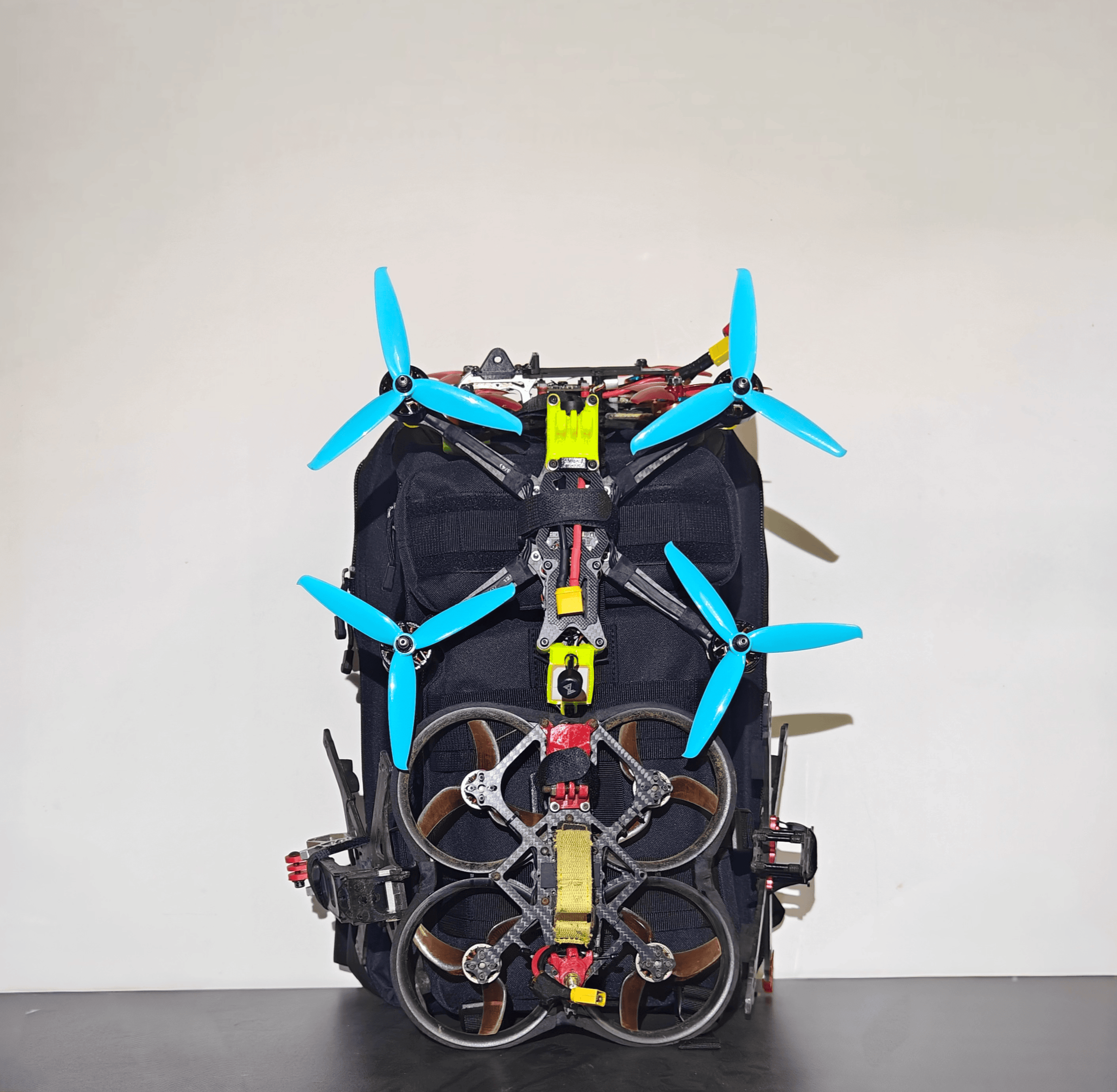FPV Backpack Military Hang 4-5 - مراجعة Rc Helicopter Large وسعره